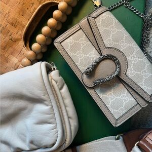 Crossbody bag gently used